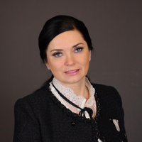 Dr. Oksana Nirk